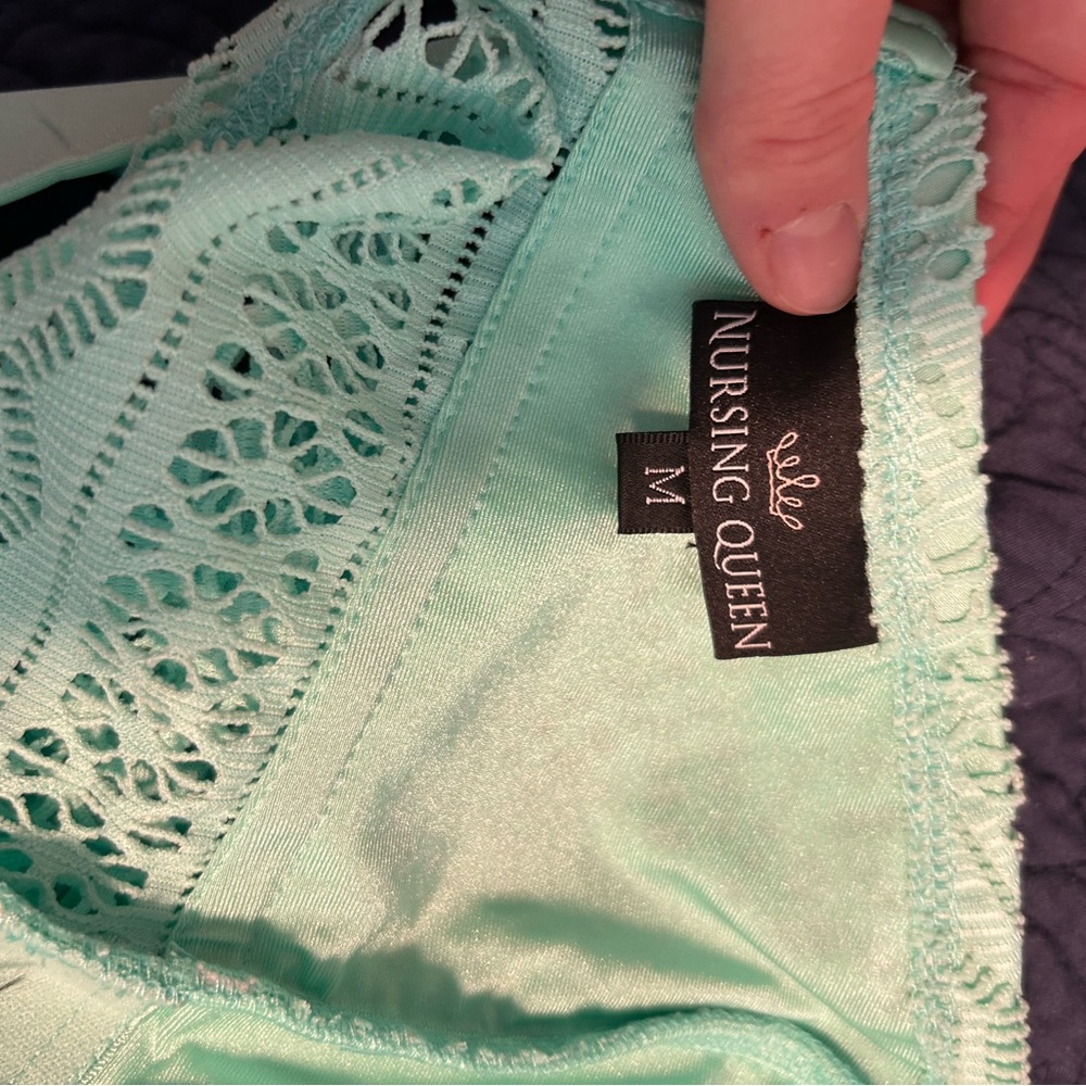 Nursing queen, mint swim top,